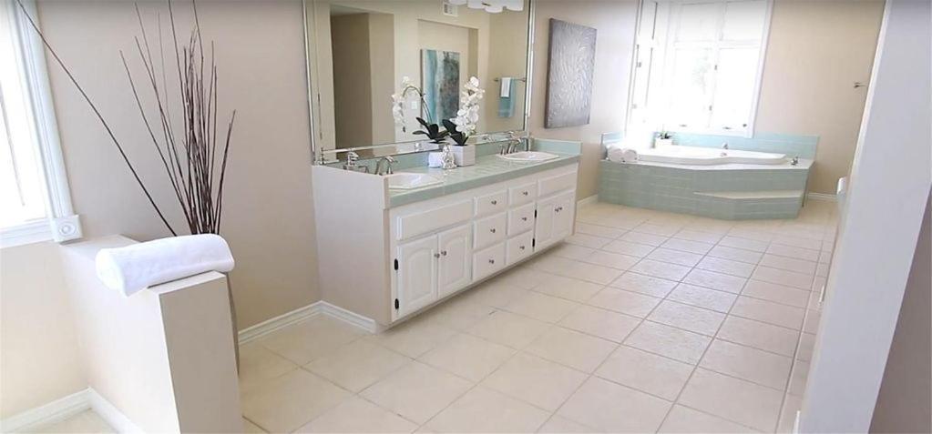 Mansion On The Hill Let 4 Rooms, 5Th Cost Extra Sage Extérieur photo