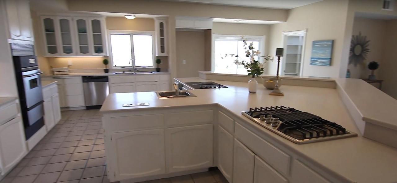 Mansion On The Hill Let 4 Rooms, 5Th Cost Extra Sage Extérieur photo
